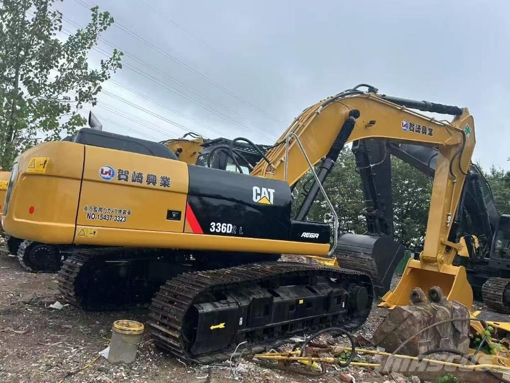 CAT 336 D L حفارات زحافة