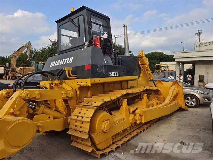 Shantui SD 22 بلدوزرات مجنزرة