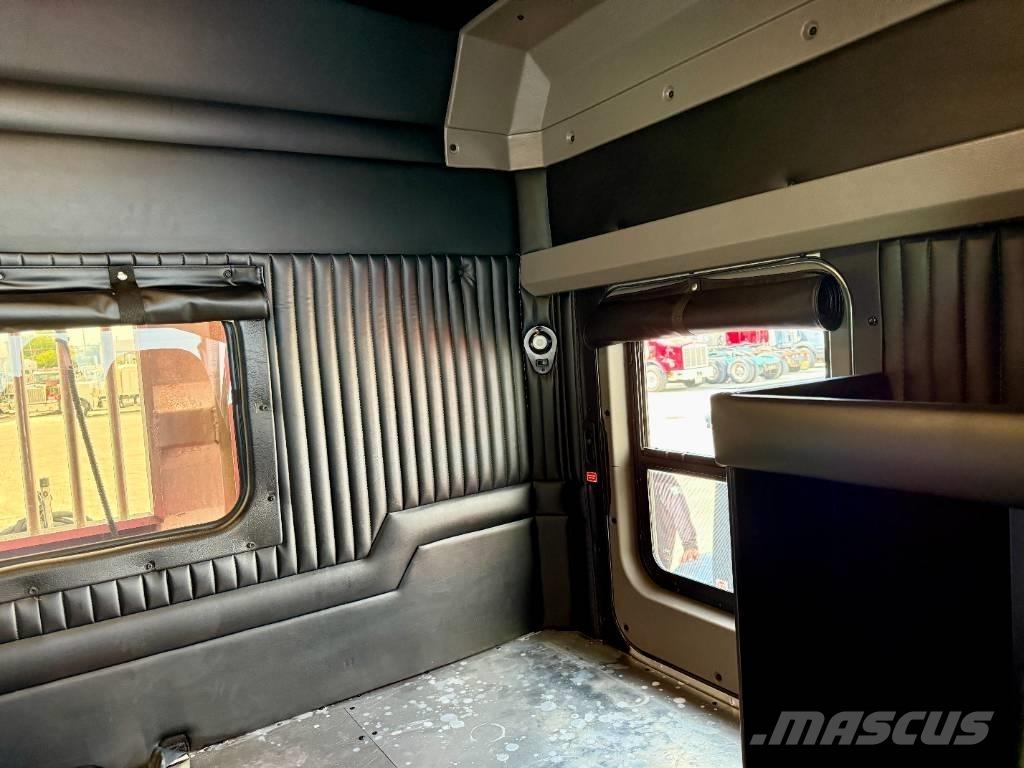 Kenworth W 900 وحدات الجر