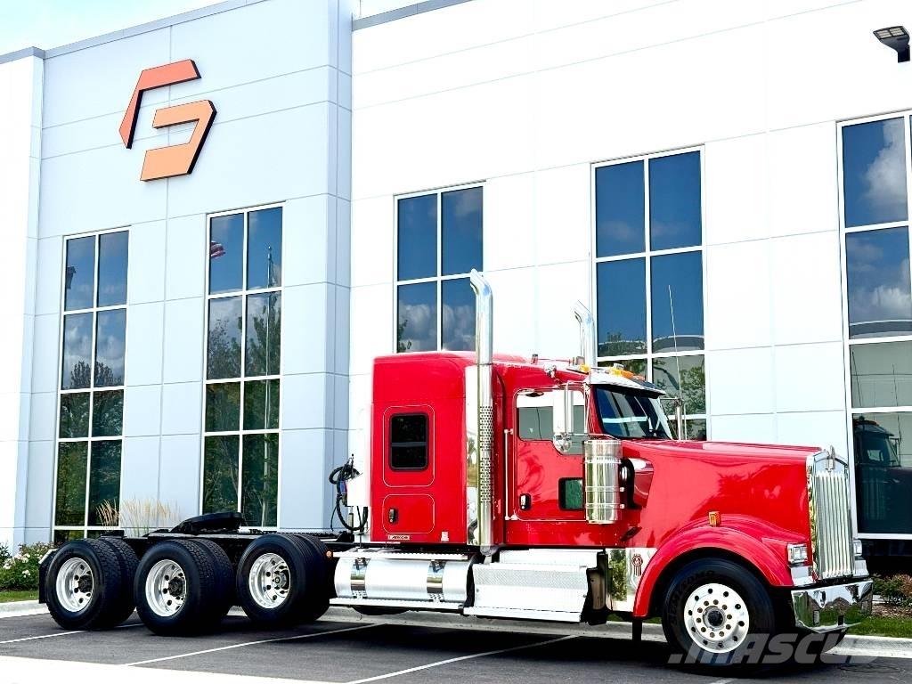 Kenworth W 900 وحدات الجر