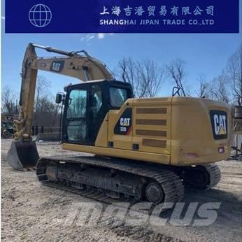 CAT 320 D حفارات زحافة