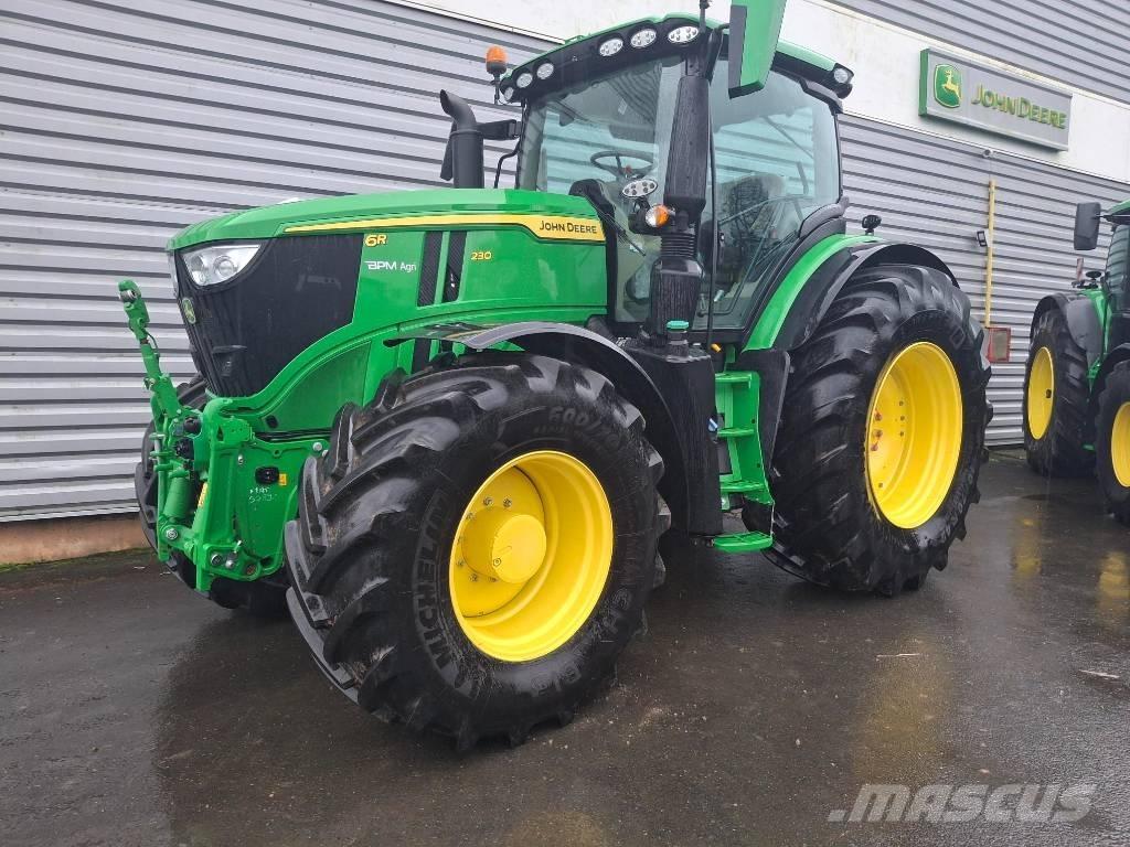 John Deere 6R230 الجرارات