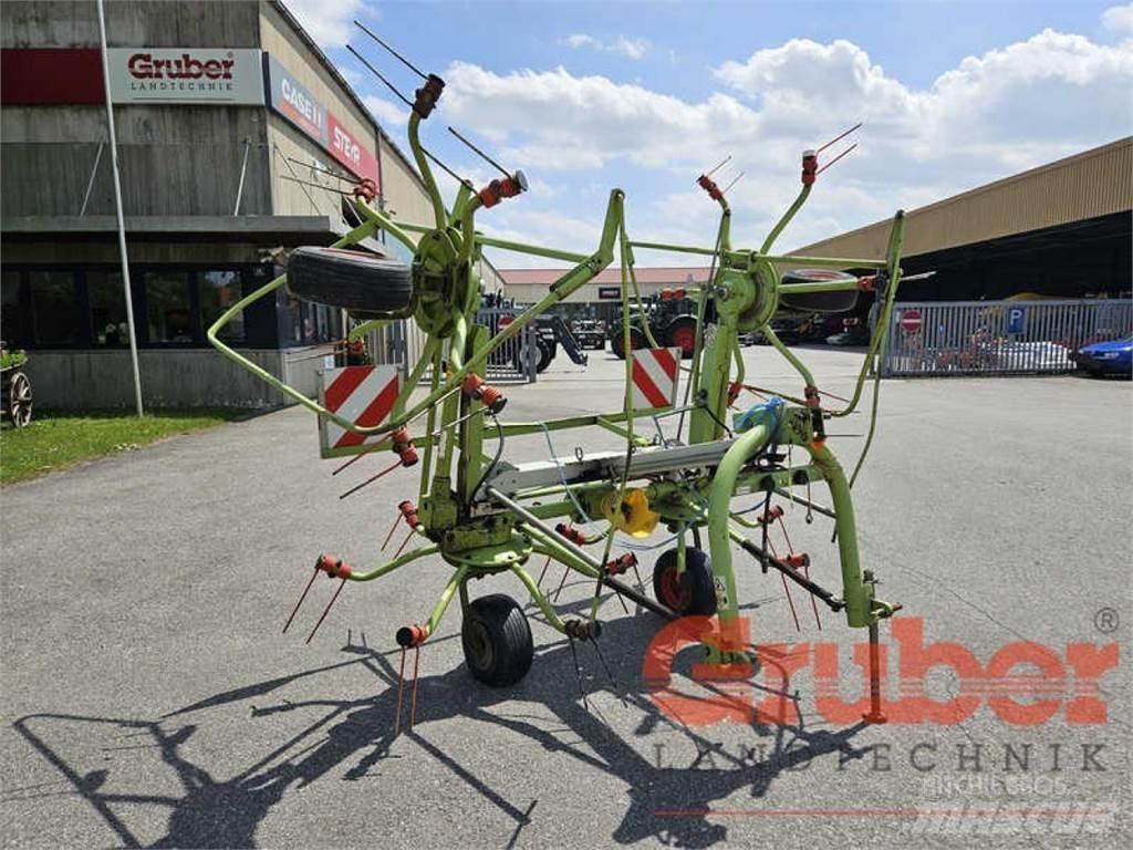 CLAAS Volto 550 HR مكابس وميبسات التبن