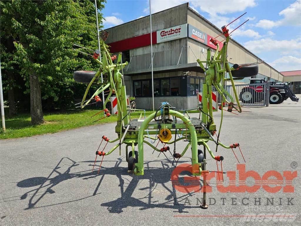 CLAAS Volto 550 HR مكابس وميبسات التبن