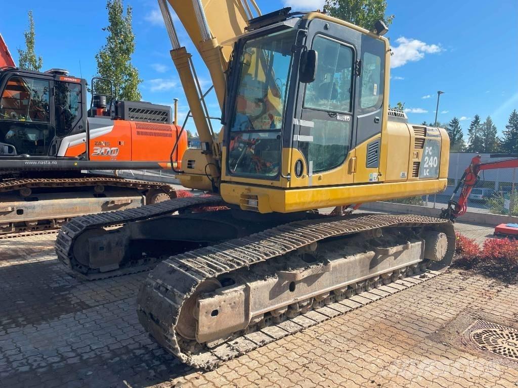 Komatsu PC 240 LC-8 حفارات زحافة