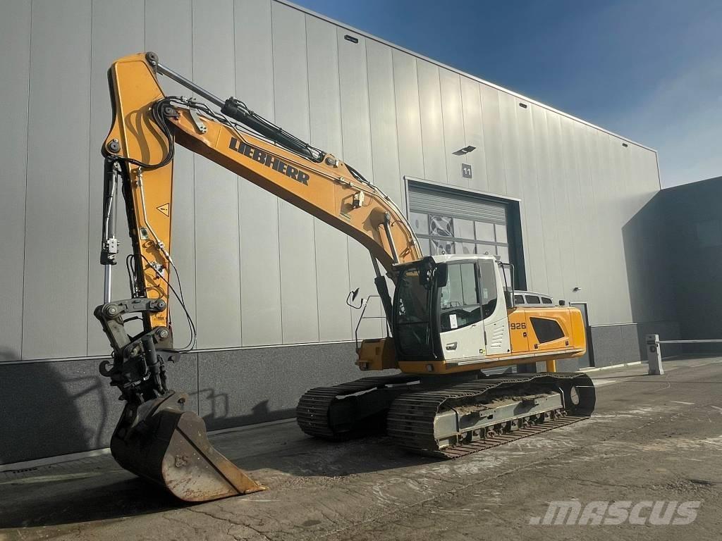 Liebherr R 926 LC حفارات زحافة