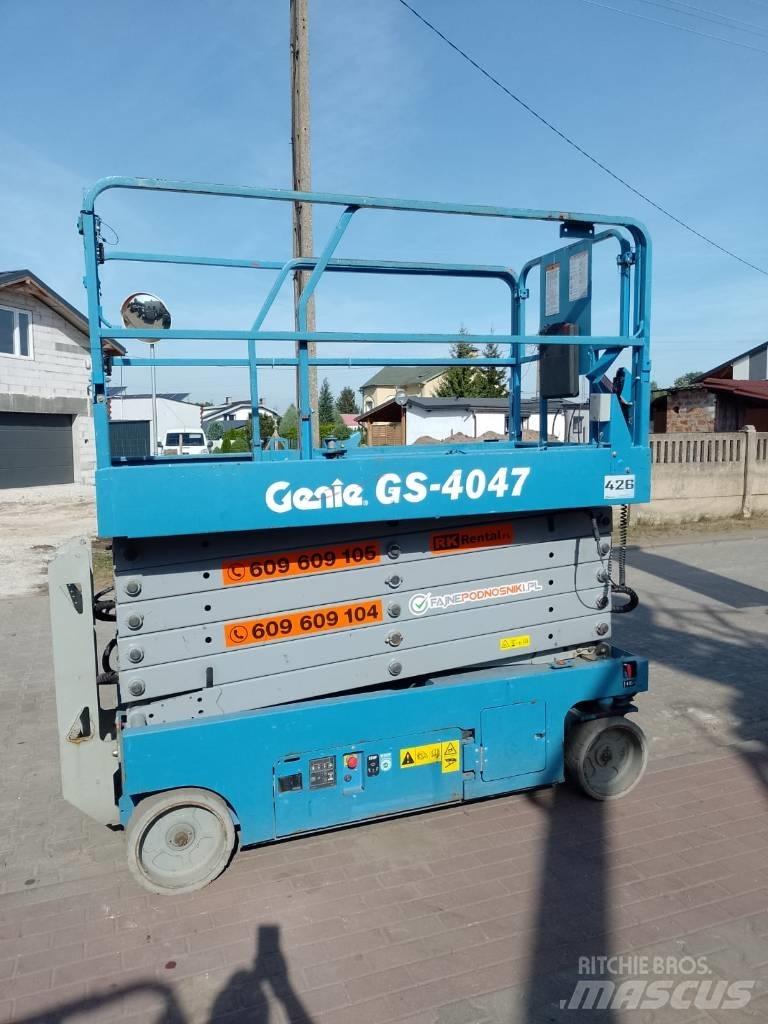 Genie GS 4047 رافعات مقصية الشكل