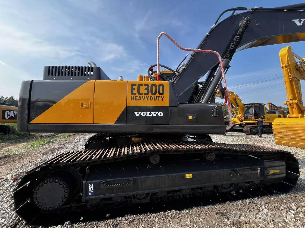 Volvo EC 300 حفارات زحافة