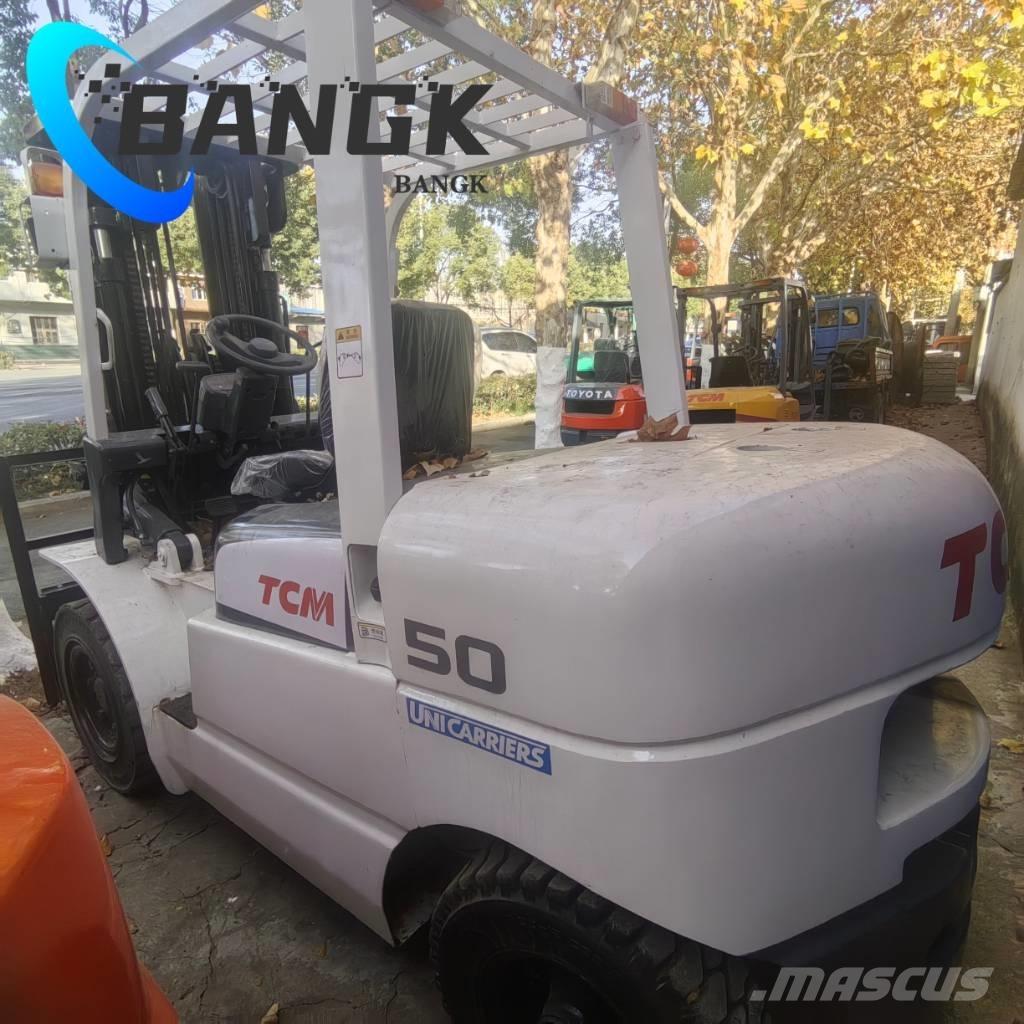 TCM FD 50 شاحنات الديزل