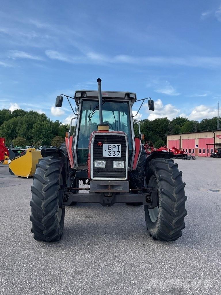 Massey Ferguson 3115 الجرارات