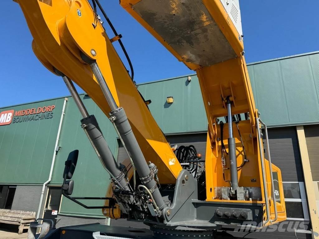 Liebherr LH 24 M مناولات المخلفات / مناولات صناعية