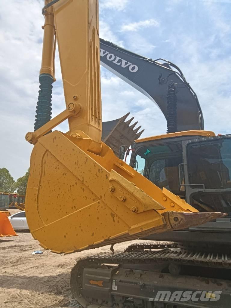Komatsu PC 350 حفارات زحافة