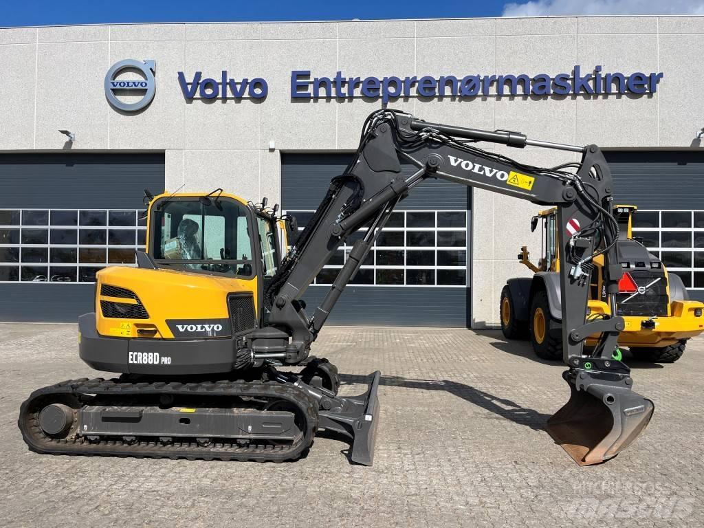 Volvo ECR88D حفارات وسط 7 طن - 12 طن