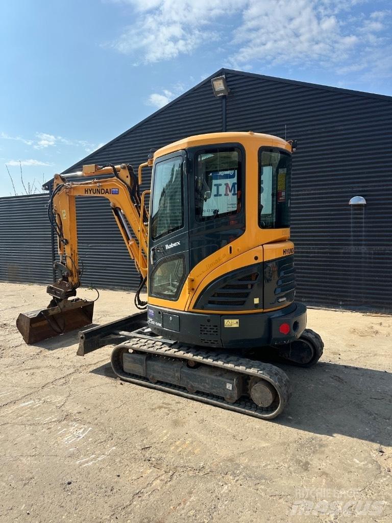 Hyundai 25 Z-9 حفارات صغيرة أقل من 7 طن (حفارات صغيرة)