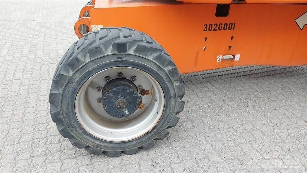 JLG E800AJ رافعات سلة مفصلية
