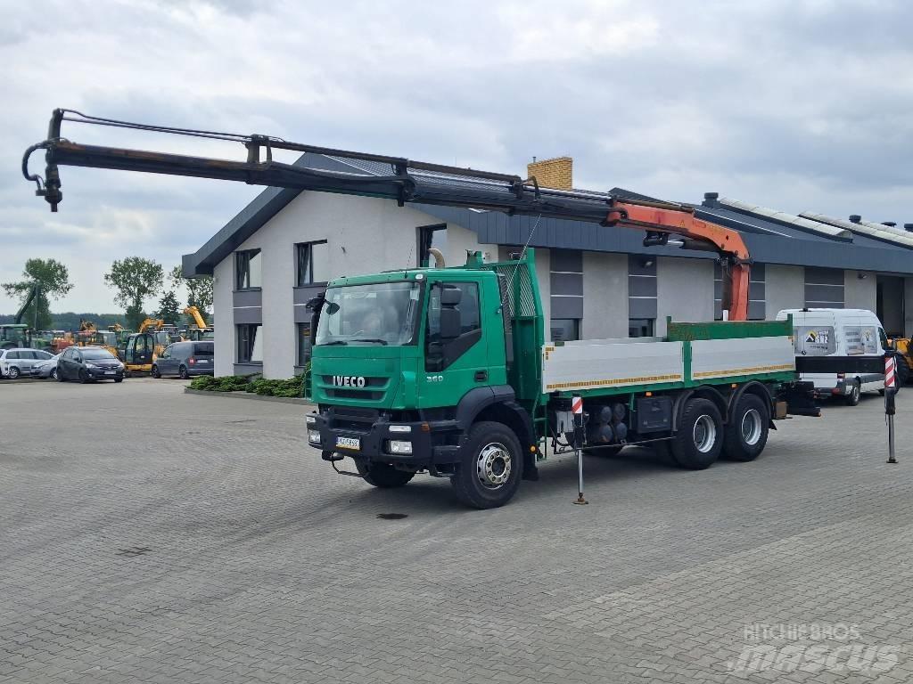 Iveco Trakker 360 شاحنات الرافعات