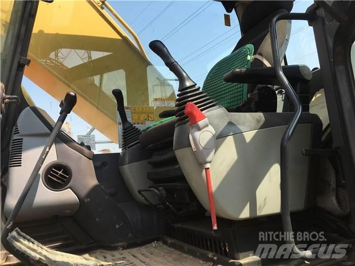 Komatsu PC 200-8 حفارات زحافة
