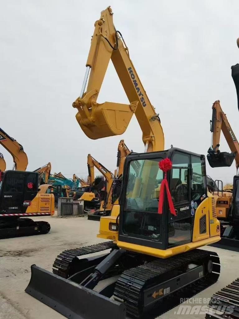 Komatsu 70-8 حفارات زحافة