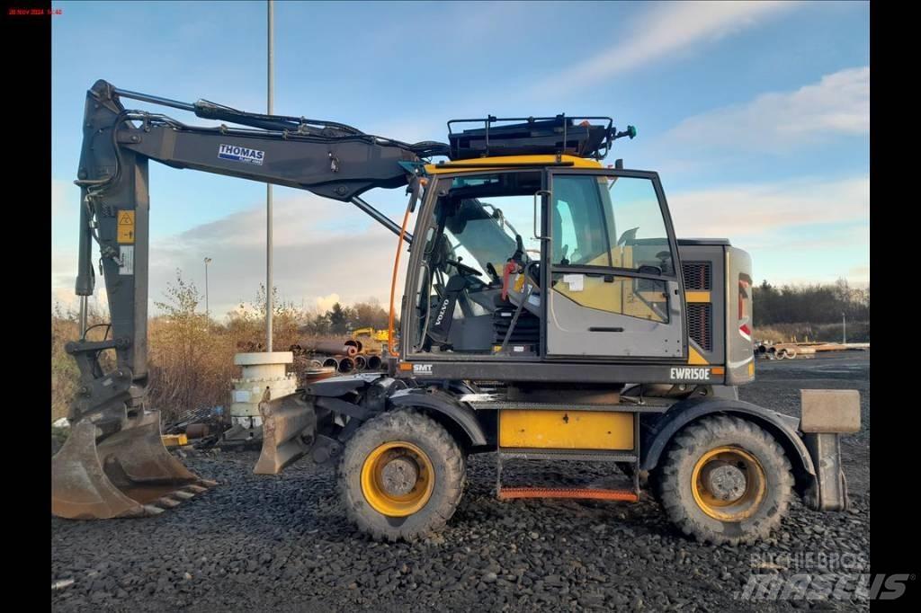 Volvo EWR 150 E حفارات بعجل