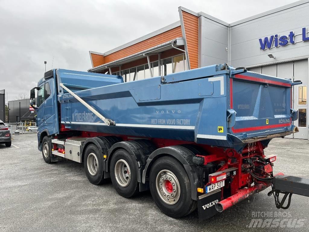 Volvo FH16 550 8x4 شاحنات قلابة