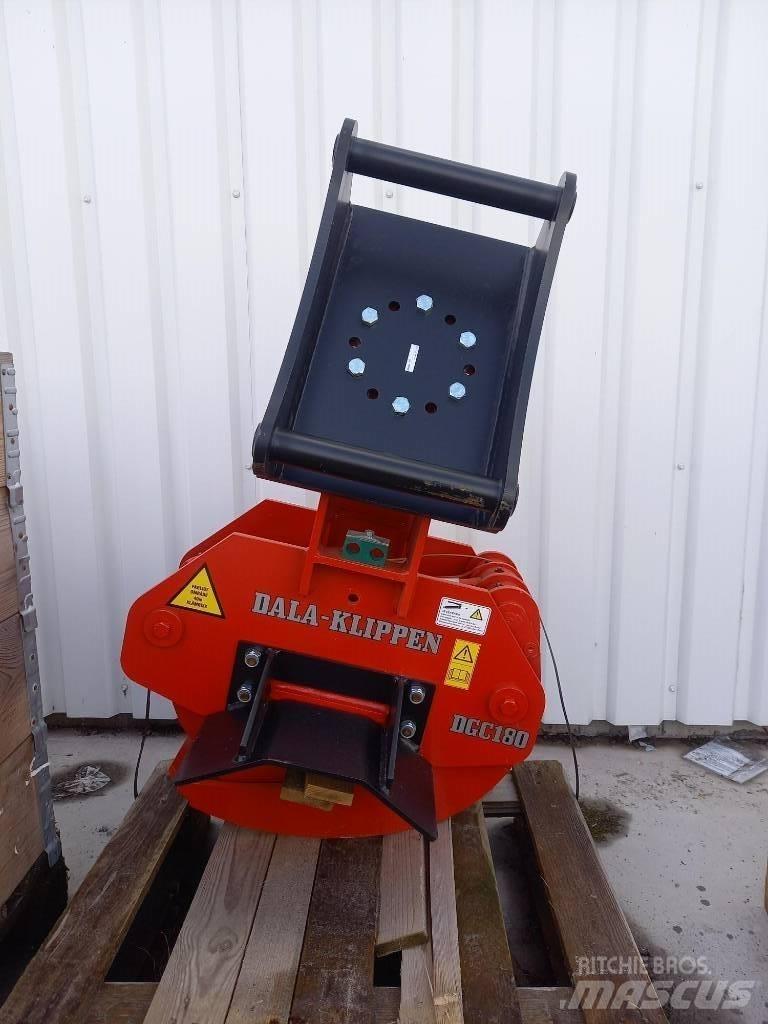 Dala-Gripen DGC 180 مكونات أخرى