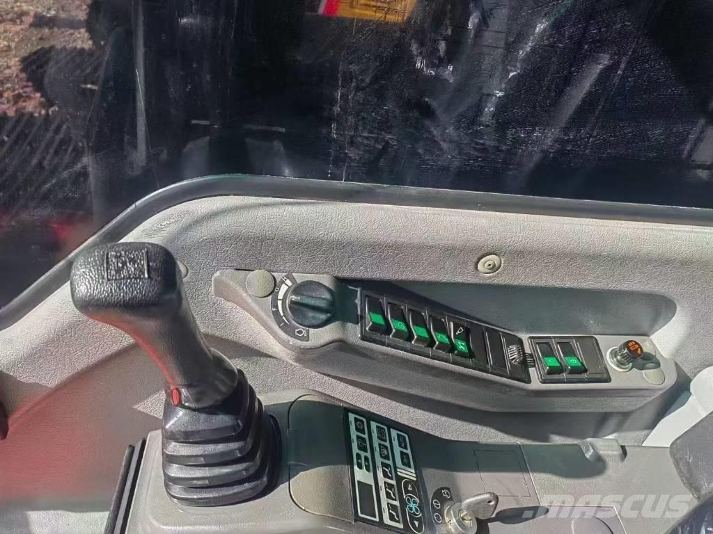 Volvo 290 حفارات زحافة