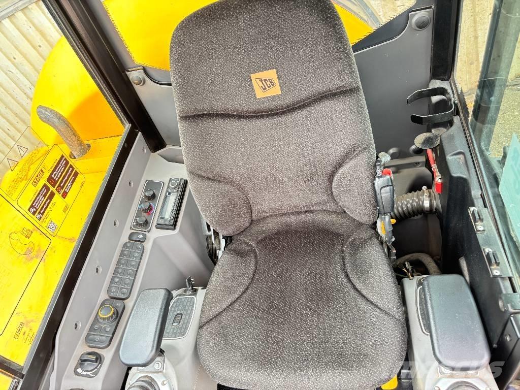JCB 60C-2 حفارات صغيرة أقل من 7 طن (حفارات صغيرة)