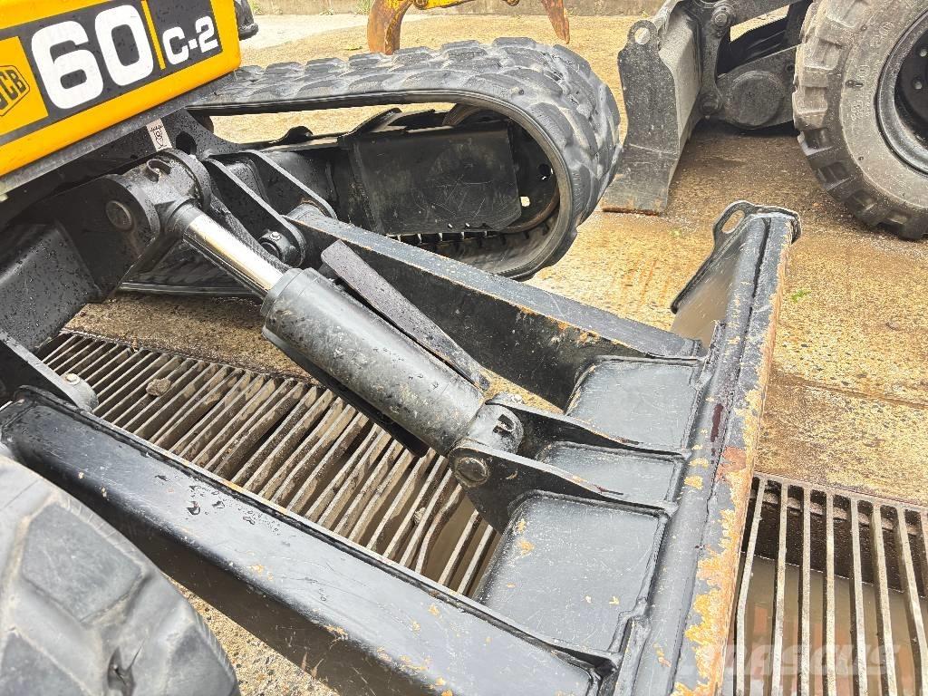 JCB 60C-2 حفارات صغيرة أقل من 7 طن (حفارات صغيرة)