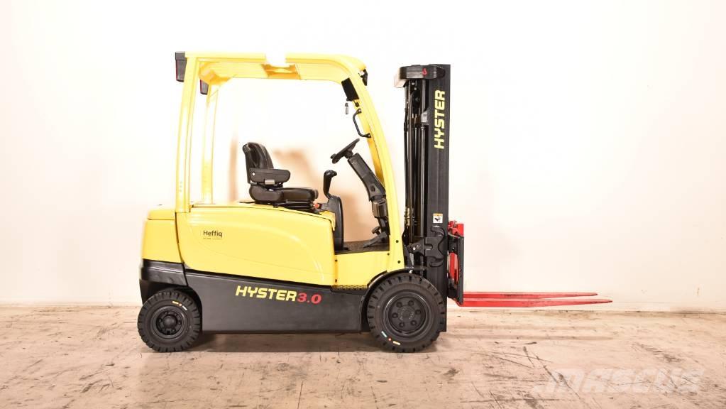 Hyster J3.0XN شاحنات ذات رافعات شوكية تعمل بالكهرباء