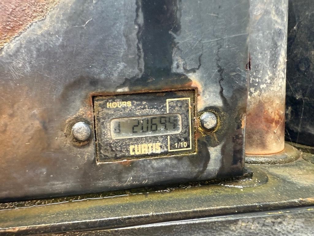 Mecalac TA 3 S عربات نقل قلابة للمواقع