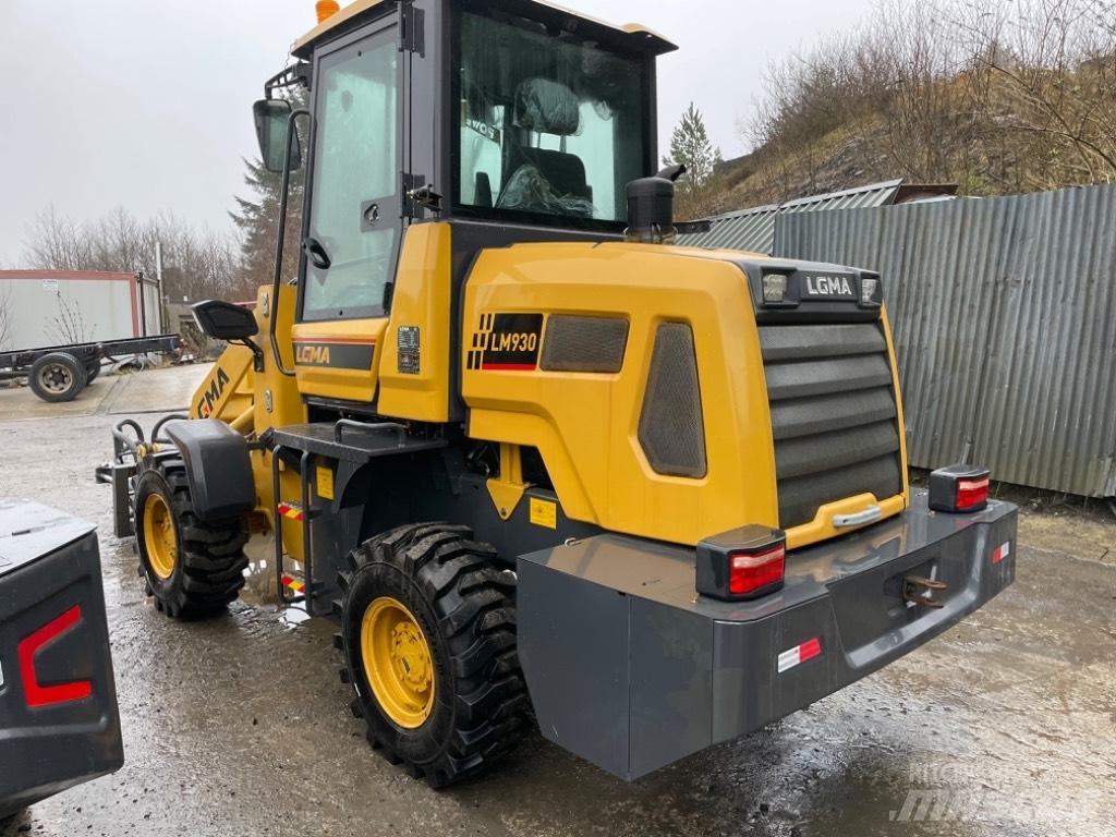 LCMA LM 930 لوادر بعجل