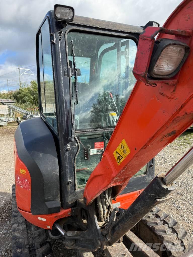 Kubota U 27-4 حفارات صغيرة أقل من 7 طن (حفارات صغيرة)