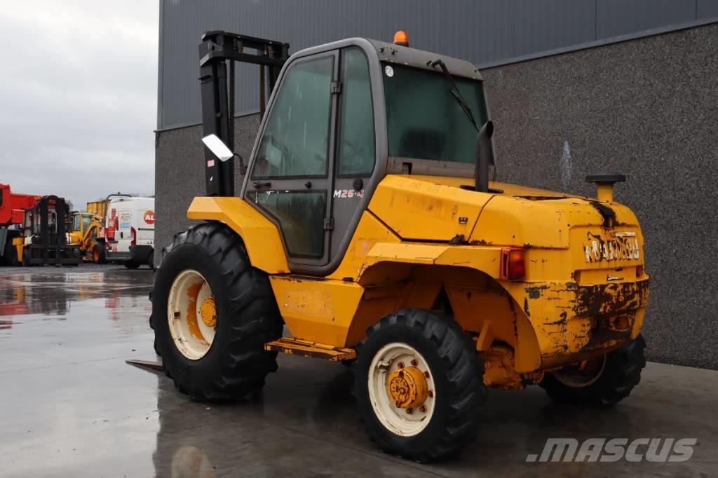 Manitou M 26.4 شاحنات الطرق الوعرة