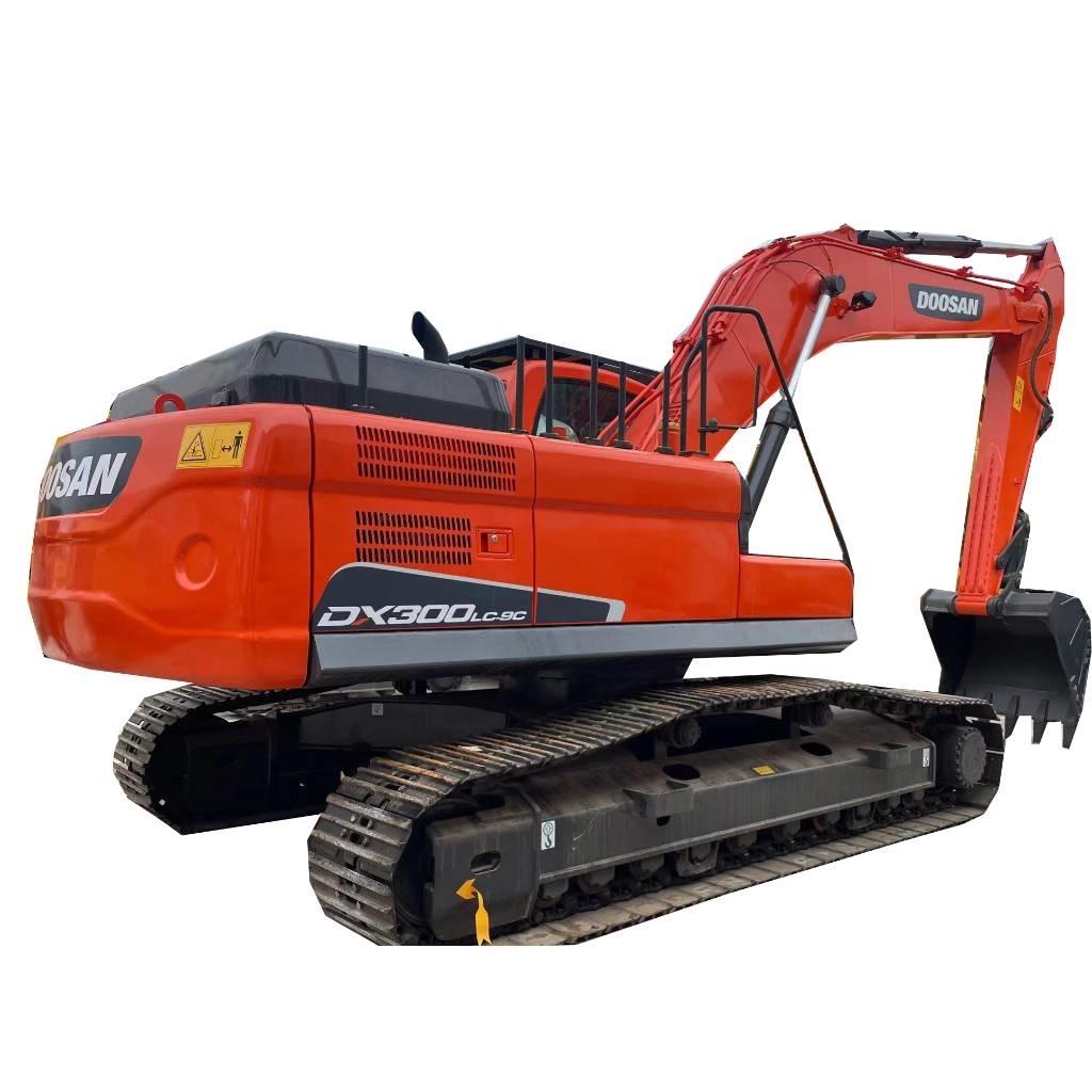 Doosan DX 300 LC حفارات وسط 7 طن - 12 طن