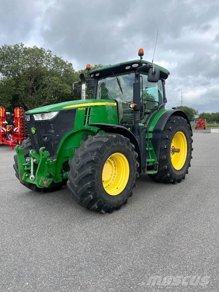 John Deere 7270 R الجرارات
