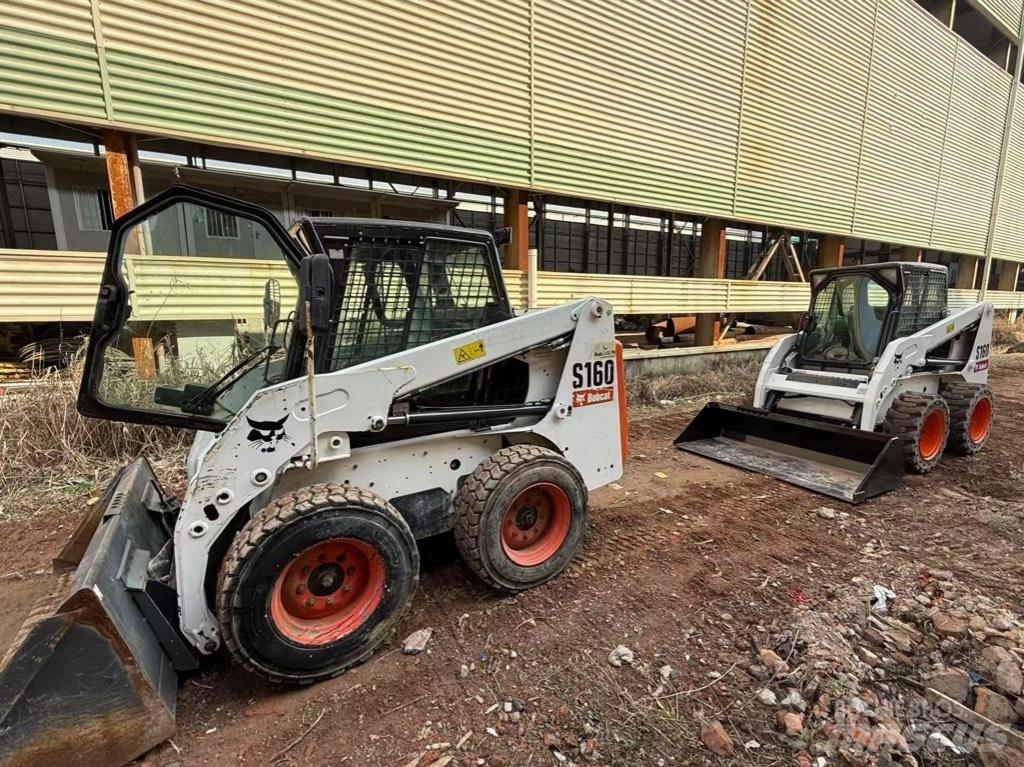 Bobcat S 160 لوادر انزلاقية التوجيه