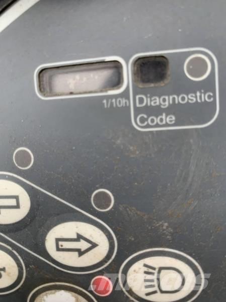 Hamm HD 14 VV مداحل ثنائية الاسطوانة