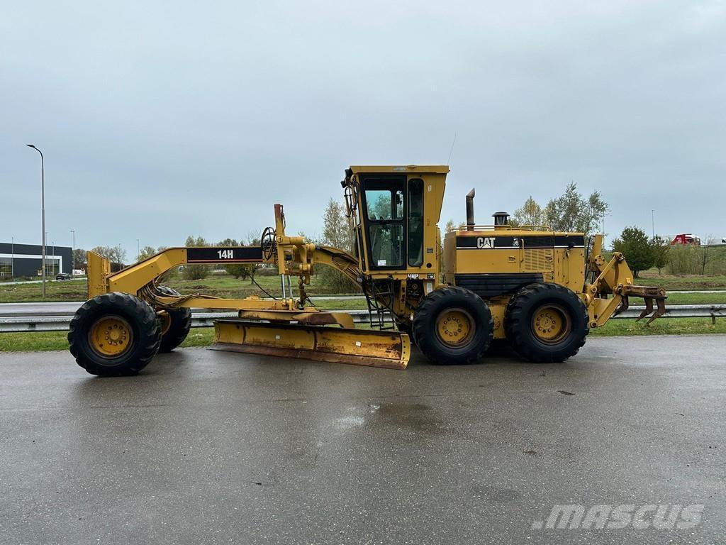 CAT 14H معدات تمهيد الطرق