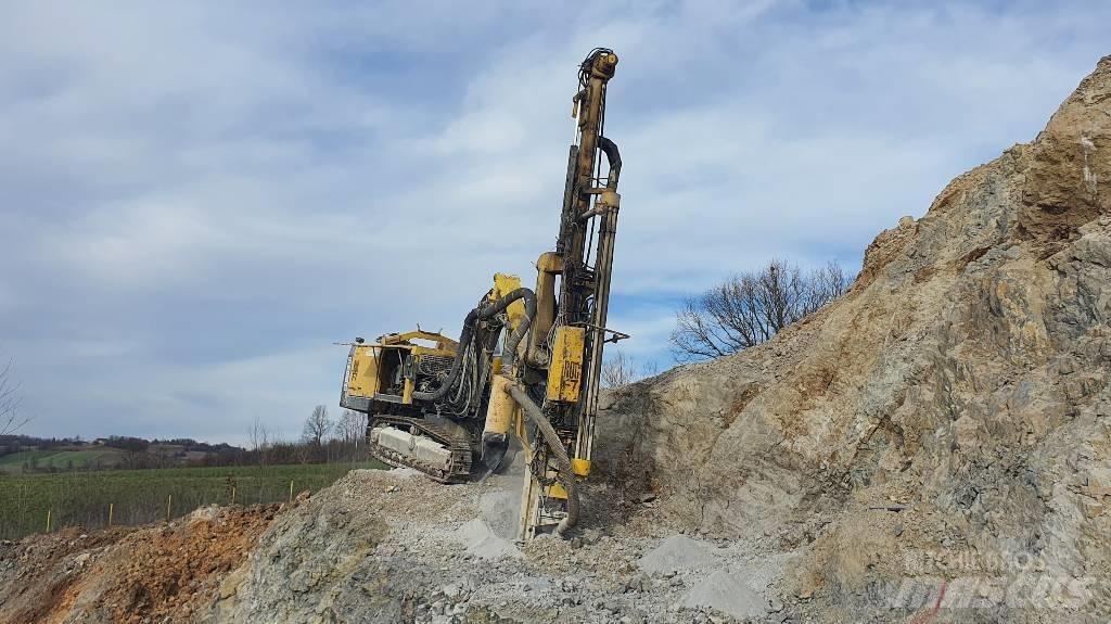 Atlas Copco F7-10 معدات الثقب السطحي