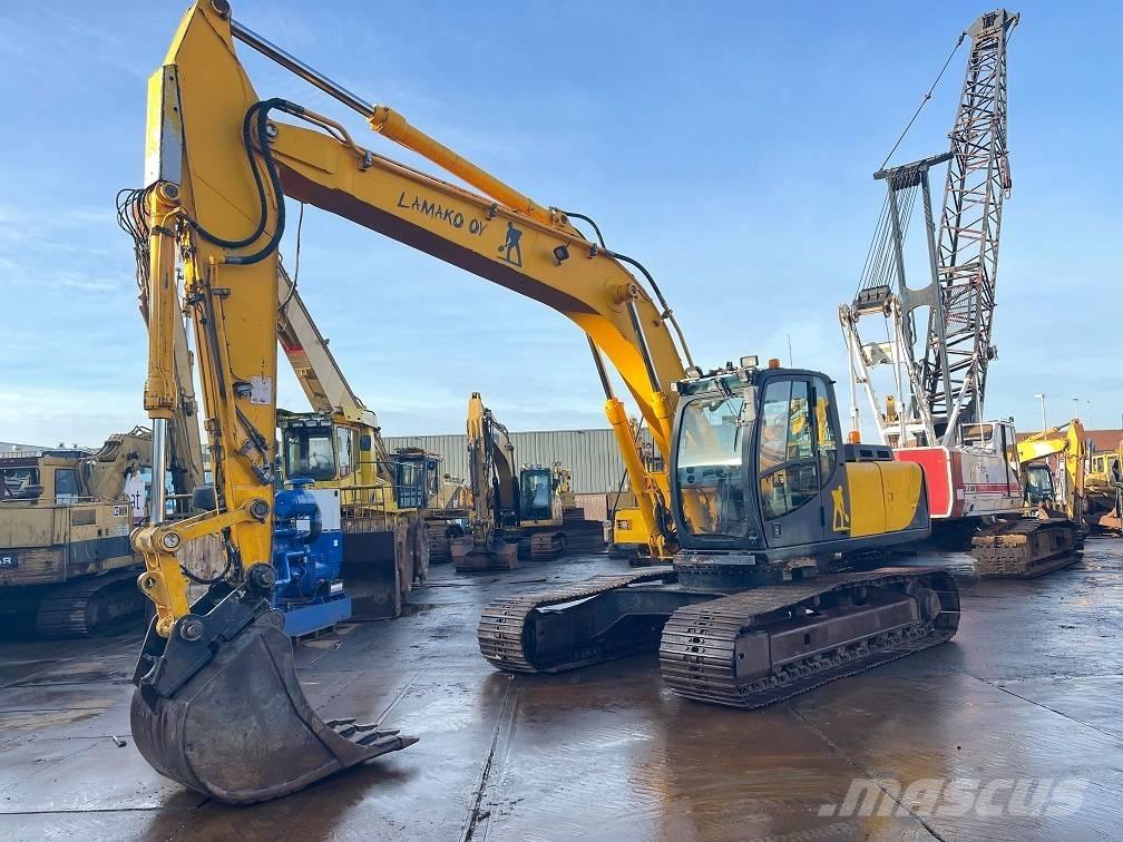 JCB JS 200 حفارات زحافة