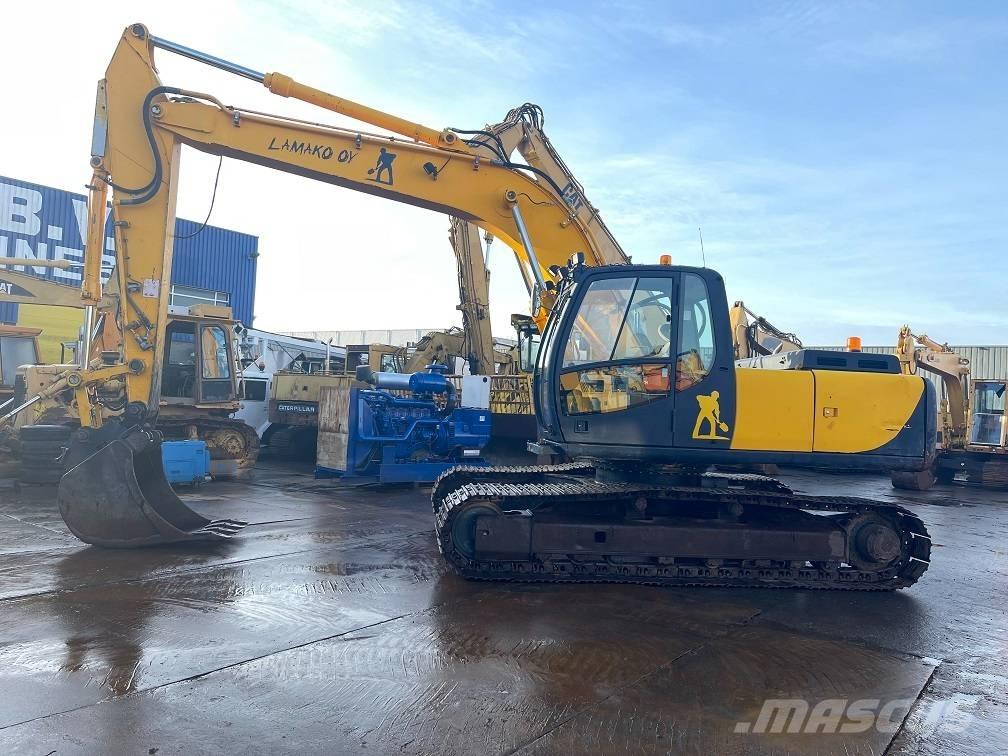 JCB JS 200 حفارات زحافة