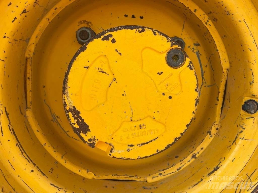 JCB 2 CX, 440/00715 محور العجلة