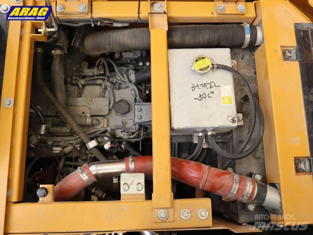 Sany SY 155 U حفارات زحافة