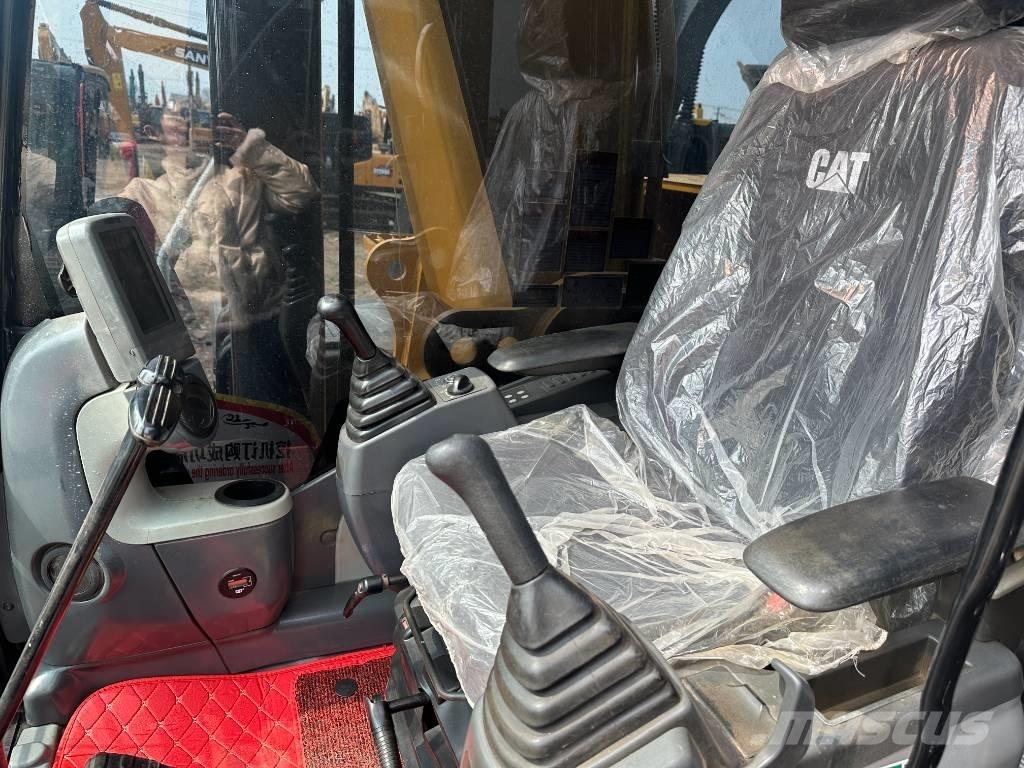 CAT 329D2 حفارات زحافة