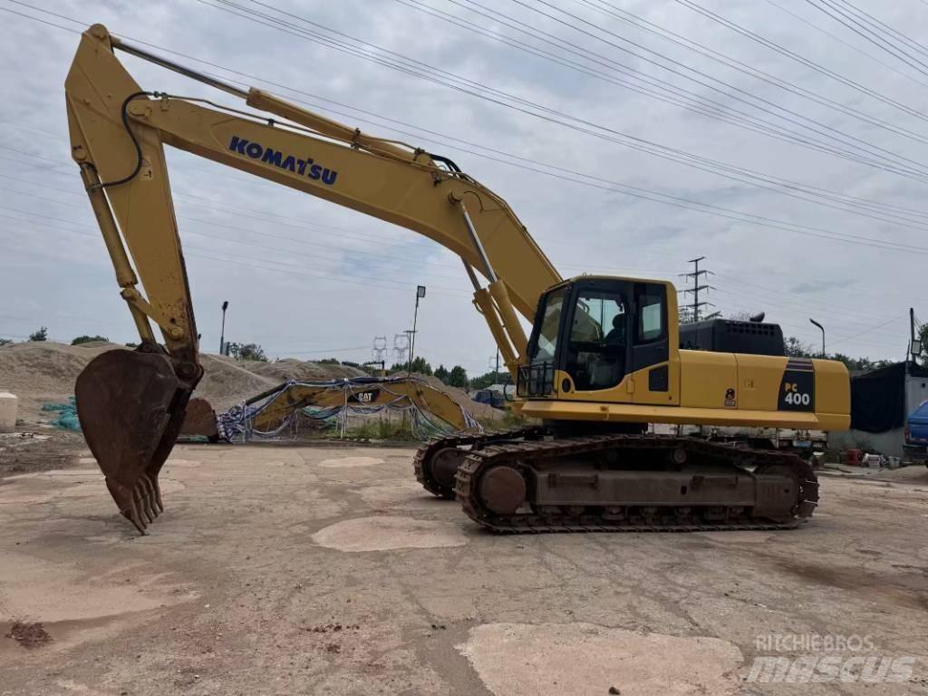 Komatsu PC 400-8 الحفارات البرمائية