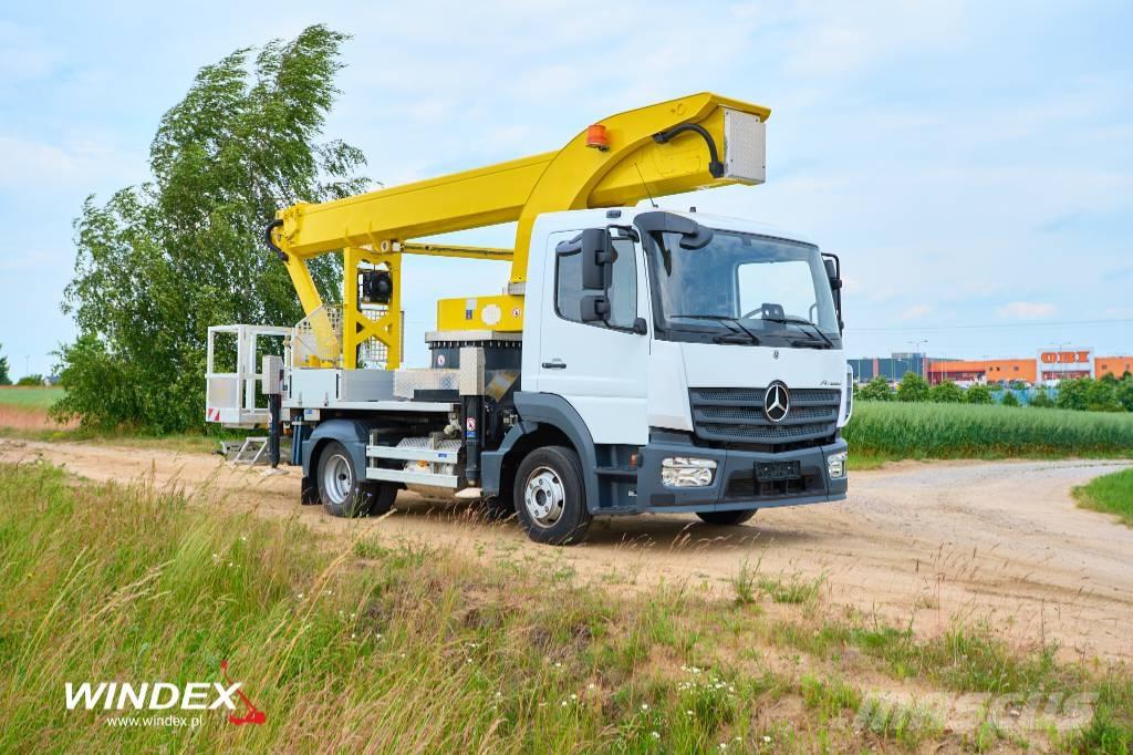 Palfinger P 300 KS المنصات الهوائية المثبتة على شاحنة