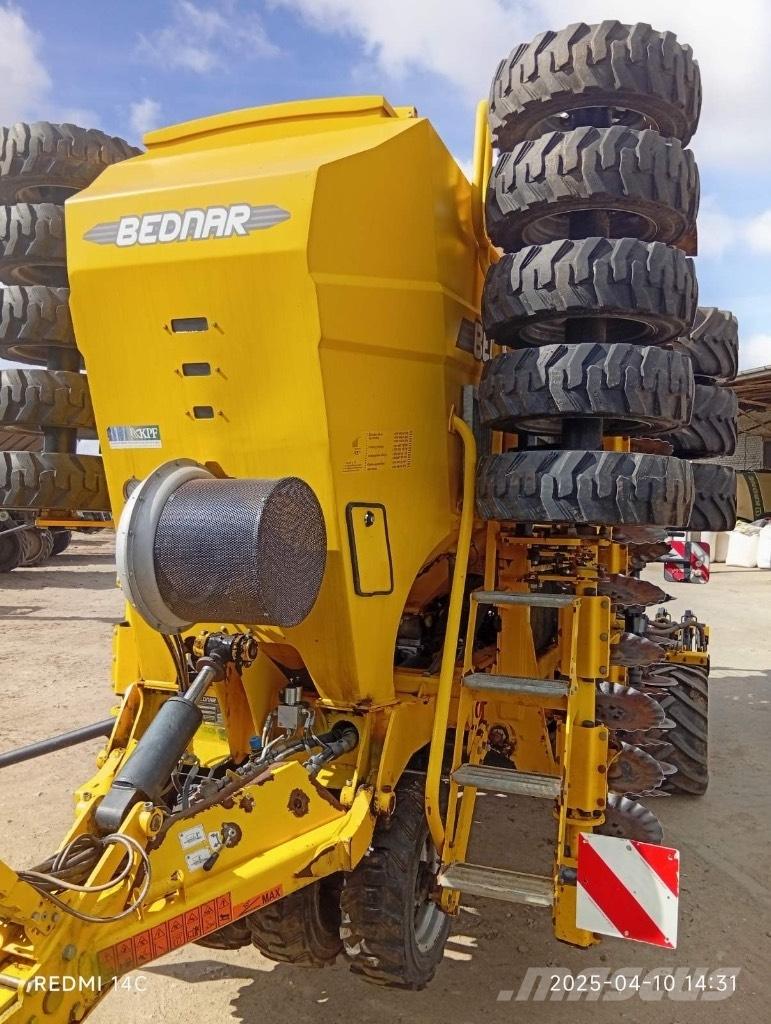 Bednar Omega OO مثاقيب