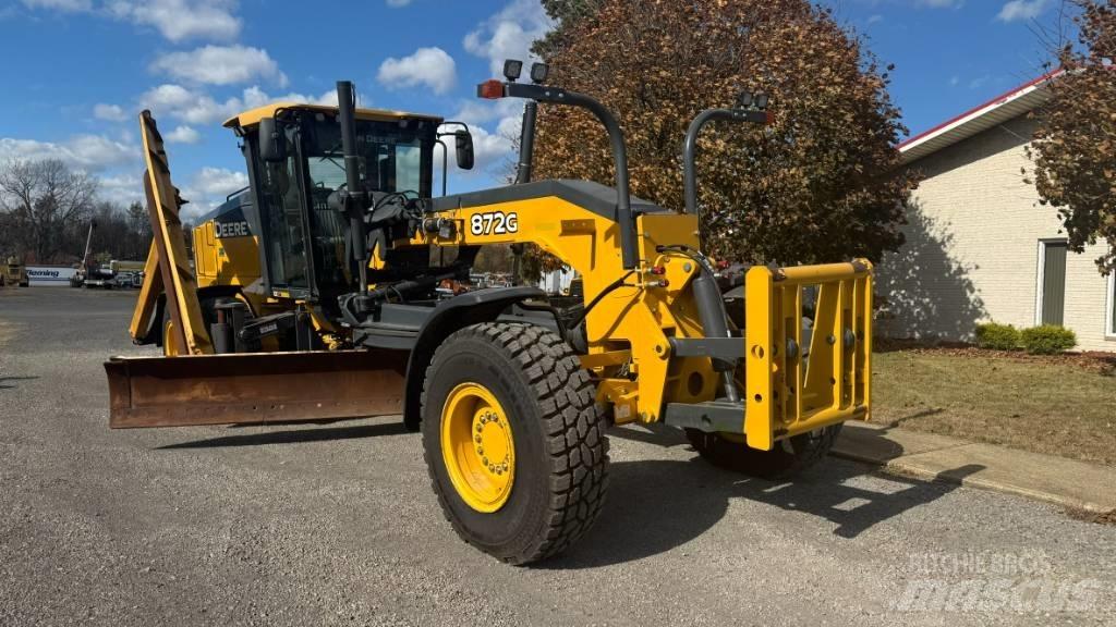 John Deere 872 G معدات تمهيد الطرق