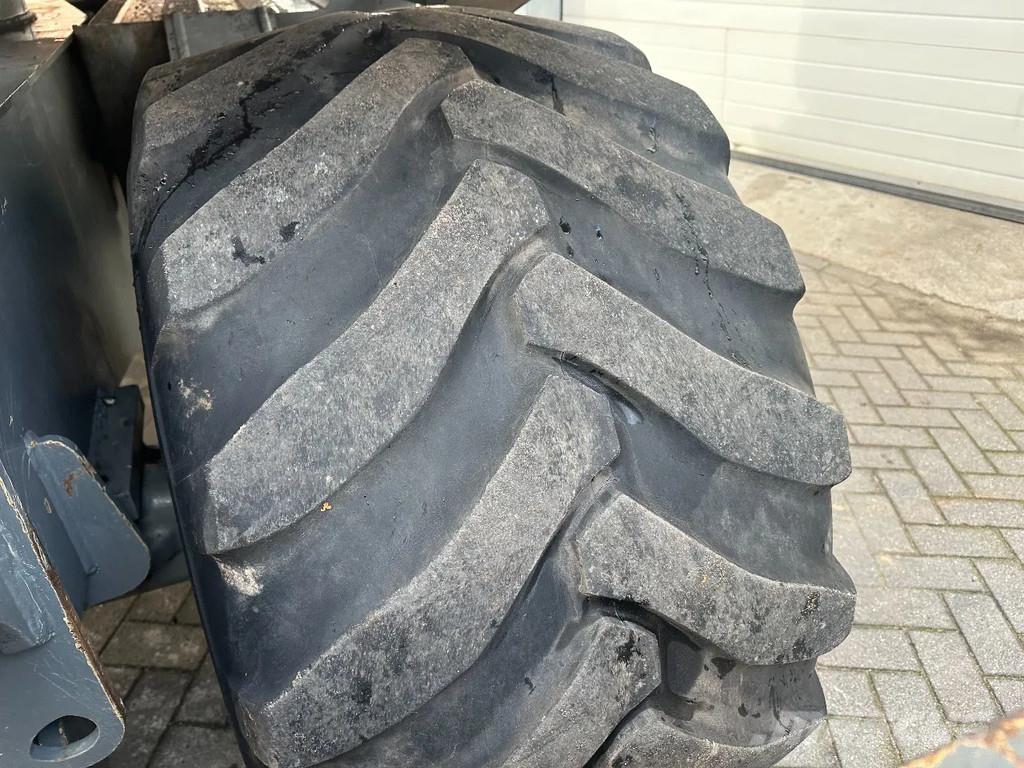 Liebherr A914 حفارات بعجل