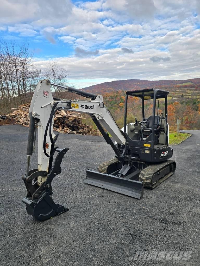Bobcat E 32 حفارات صغيرة أقل من 7 طن (حفارات صغيرة)